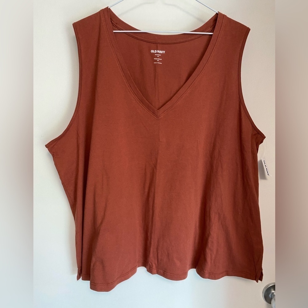 OLD Navy Everywear Sleeveless V-Neck T-Shirt, Copper Moon, size 2X NWT